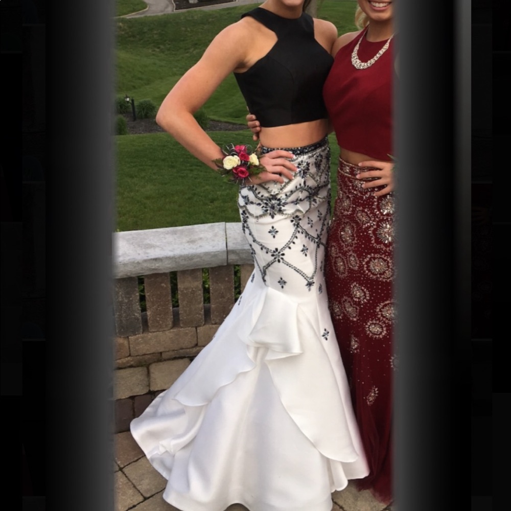 Rachel Allan 7633 Two-Piece Black & White Prom Dress - Size 0